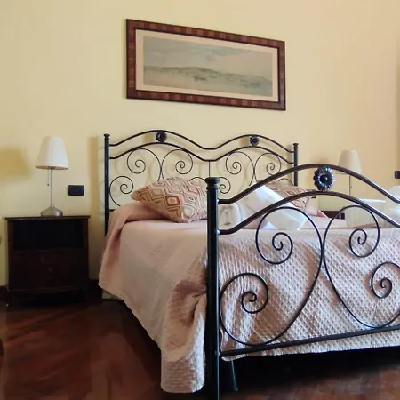 Pantiera Alojamento de Acomodação e Pequeno-almoço Martinsicuro