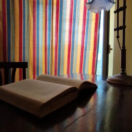 Pantiera Bed & Breakfast *