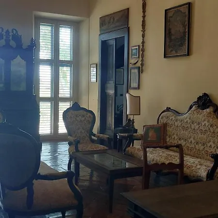 Alojamento de Acomodação e Pequeno-almoço Pantiera Martinsicuro